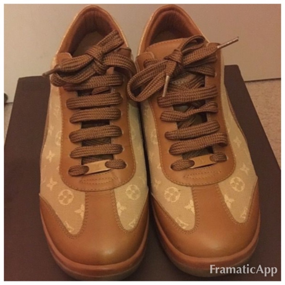 Louis Vuitton Sneakers